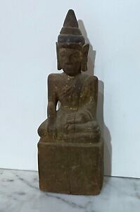 Antique Southeast Asian Carved Wood Painted Statue Of A Seated Buddha Figure