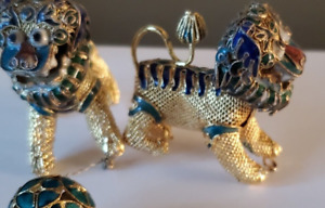 2 Vintage Gold Wire Cloisonn Enamel Foo Dogs Charms Made In China