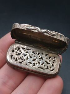 1853 Victorian Antique English Sterling Silver Vinaigrette Small But Beautiful 