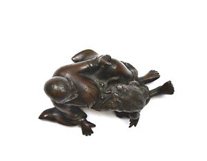 17c Chinese Bronze Immortal Buddha God Figure Toad Frog Scholar Paperweight