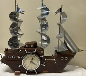 Mcm United Solid Wood Nautical Clipper Sailing Pirate Galleon Ship Mantel Clock