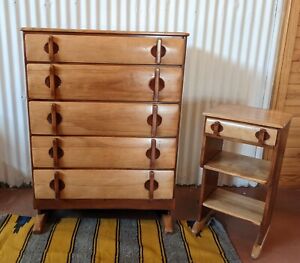 Cushman Colonial Creations Dresser And Night Stand