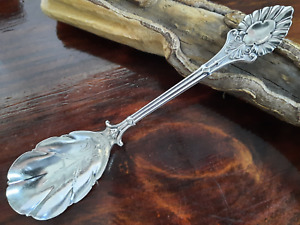 Coin Silver Knowles Ladd Emperor Sugar Spoon With Engraved Bowl No Mono