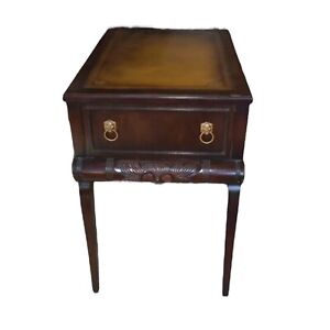 Vintage Stickley Mahogany Leather Top End Side Table Bedroom Nightstand
