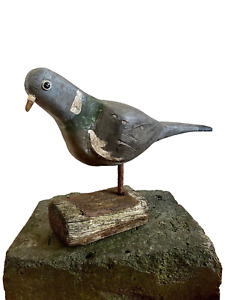 Folk Art Primitive Old Carved Wooden Hand Painted Decoy Pigeon On Stand