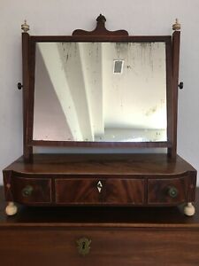 Lovely Antique Federal Shaving Mirror Stand Bow Front Key Circa 1820 Mb233