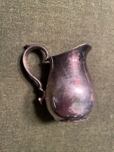 Reed Barton 964 Silverplate Creamer Pitcher Vintage 1951 Bell Stamp