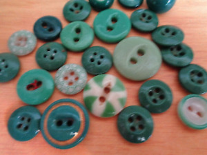 Lot Of Vintage China Buttons Stencil Calico Bullseye More