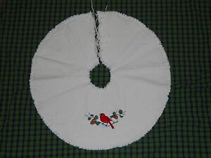 Cardinal Snowy Branch Embroidered Tree Skirt 24 Christmas Country Prim Winter