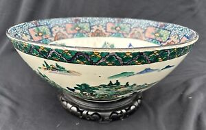 Japanese Kutani Ware Multi Colored Porcelain Handpainted Bowl 19 Round Footed