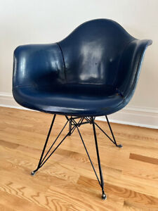 Herman Miller Eames Dax Shell Arm Chair Armchair Blue Naugahyde Eiffel Tower