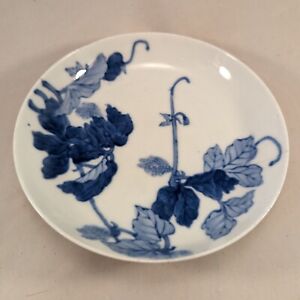 Antique Japanese Blue White Nabeshima Porcelain Plate Grape Vine 6 1 4 A