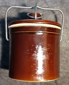 Vintage Brown Glazed Stoneware Cheese Butter Crock Jar 1 Pint With Wire Clasp