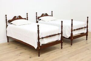 Pair Of Georgian Design Vintage Carved Birch Twin Beds 48574