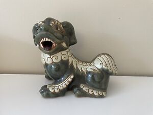 Vintage Hollywood Regency Style Chinese Foo Lion Dog Green Ceramic Statue