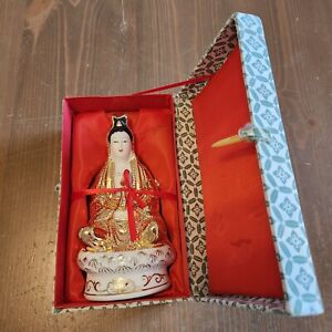 Vintage Chinese Yung Kee Porcelain Goddess Statue With Box Nice Shape 218308