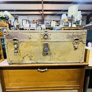 Vintage 1940s Storage Trunk Steamer Foot Locker Coffee Table Chest Brown Box Bin