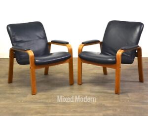 Blue Leather Lounge Chairs By Ekornes A Pair