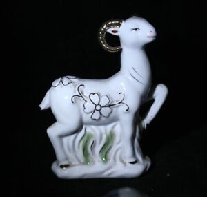 Chinese Antique White Porcelain Sheep Statue Pottery Sheep Sculpture