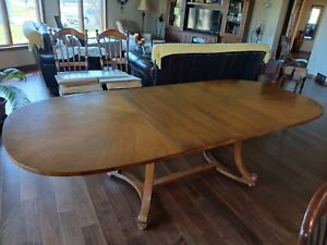 Vintage Drexel Furniture Consulate Dining Room Table