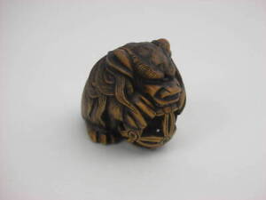 Japanese Antique Netsuke Meiji Period Lion Shishi Hand Carved 4 2 X 3 Cm Japan