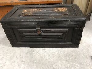Early Antique Primitive Folk Art Trunk Tool Box Wooden Great Patina And Detail