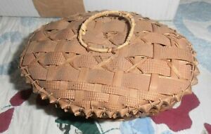 Antique New England Shaker Miniature Woven Berry Sewing Basket W Lid