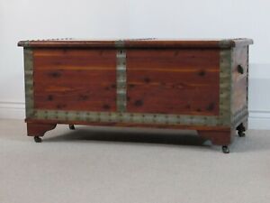 Vintage Solid Tennessee Red Cedar Trunk Blanket Hope Chest By Klein Brothers