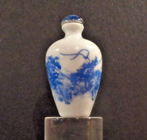 Small Chinese Blue And White Porcelain Snuff Bottle W Warrior Design Signed