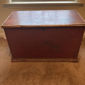 Full Size Pennsylvanian Primitive Antique Blanket Chest Rich Patina Oxblood Red