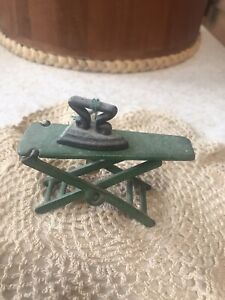 Kilgore Cast Iron Miniature Antique Vintage Ironing Board Iron Early 1900s Cool