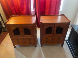 Vintage Antique John Widdicomb Pair Of End Table Night Stands