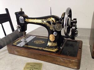 Singer No 28 Sewing Machine Handcrank