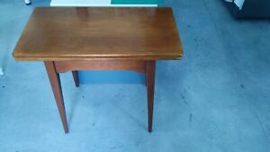 Cushman Colonial Maple Furniture Game Table Excellent Condition