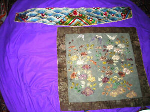 1 Square Antique Chinese Silk Textile Embroidery 1 Chinese Robe Silk Fragment