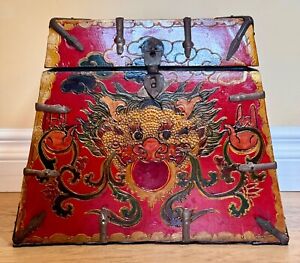 Beautiful Antique Tibetan Trunk Monastary Box Front Facing Dragon Rare 