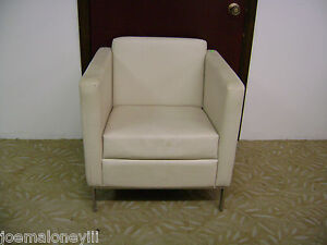 Modern White Leather Square Cumberland Venlo Chair