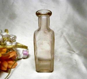 1123 Antique Apothecary Pharmacy Medicine Bottle 