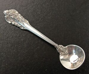 Wallace Sterling Grande Baroque Salt Spoon