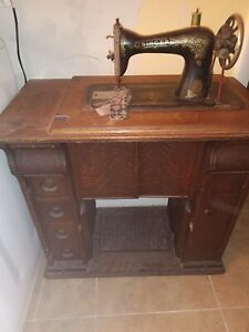 Working Antique Singer Treadle Sewing Machine In Oak Cabinet W Drawers