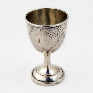 Chinese Export Silver Egg Cup Engraved Bamboo Decorations