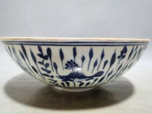 Old Chinese Blue White Porcelain Painted Fish Algae Bowl 6264