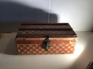 Vintage Wood Steamer Trunk Chest Toy Doll Salesman S Sample 8 X 4 1 2 X 3 