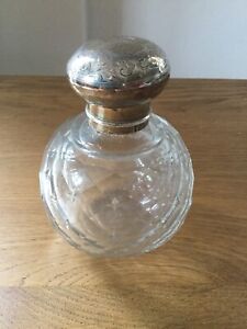 Pretty Antique Silver Glass Perfume Bottle Chester 1915