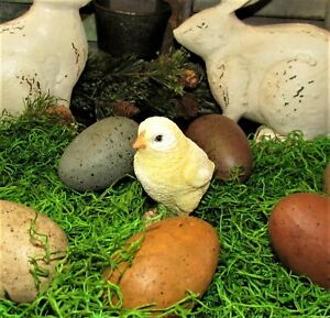 Primitive Spring Easter Chicken Farm Barn Yard Resin Chick Bird Shelf Decoration