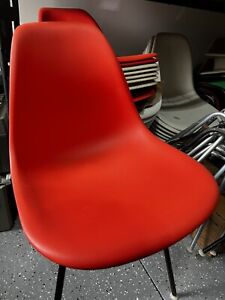 Herman Miller Charles Eames Side Shell Chair S Red Orange X6
