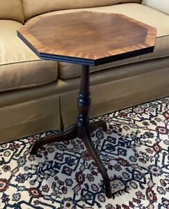 Small Octagon Top Mahogany Sherry Or Candle Stand Table