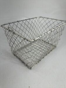 Vtg Wire Basket Gym Locker Swimming Pool Unique Diamond Old Drop Handle Chicken