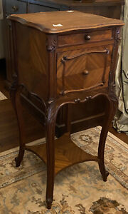 Elegant French Louis Xv Commode Nightstand Side Table