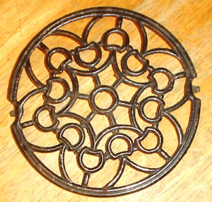 Antique Ornate Cast Iron Stove Pipe Collar Heat Ring Register Grate Center Cover